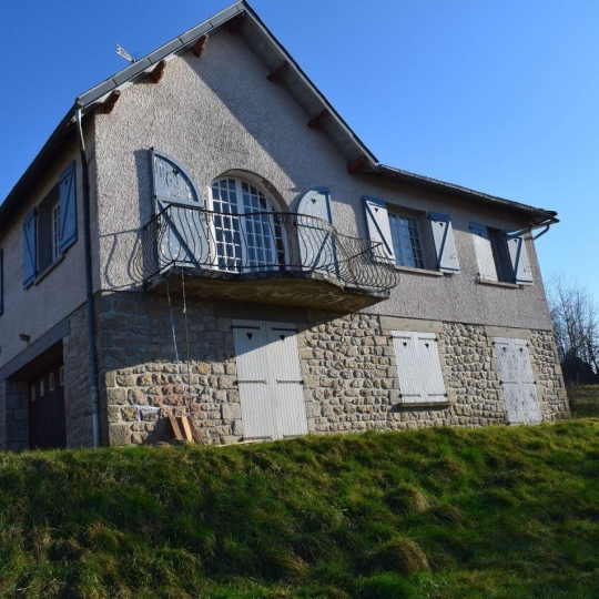  AGENCE DORDOGNE VALLEE : House | SERVIERES-LE-CHATEAU (19220) | 110 m2 | 141 775 € 