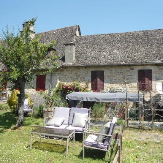  AGENCE DORDOGNE VALLEE : House | AURIAC (19220) | 75 m2 | 95 040 € 