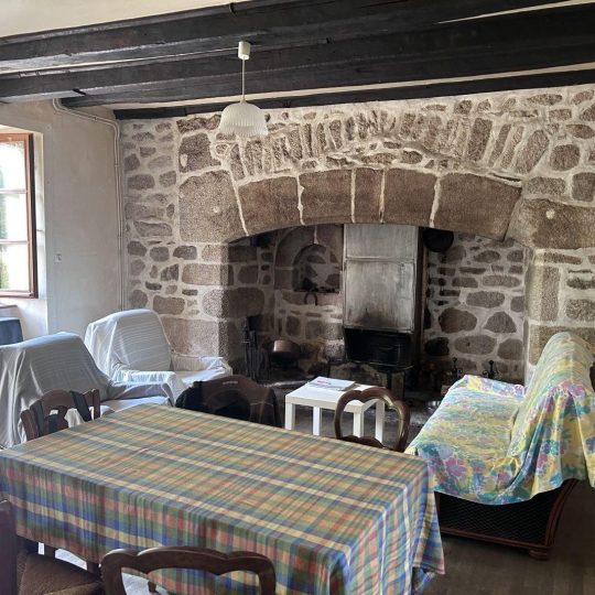  AGENCE DORDOGNE VALLEE : Maison / Villa | AURIAC (19220) | 70 m2 | 97 800 € 