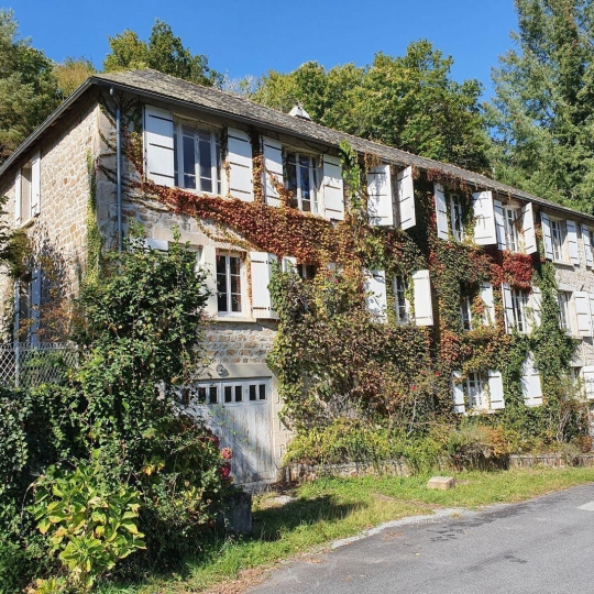  AGENCE DORDOGNE VALLEE : Domaines / Propriétés | SAINT-MERD-DE-LAPLEAU (19320) | 438 m2 | 278 250 € 