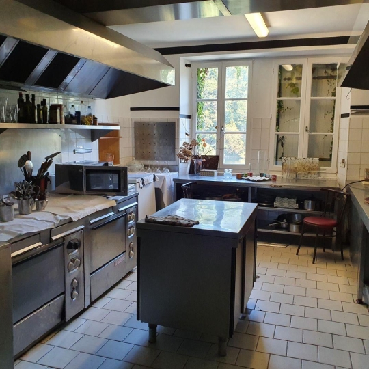  AGENCE DORDOGNE VALLEE : Domaines / Propriétés | SAINT-MERD-DE-LAPLEAU (19320) | 438 m2 | 278 250 € 