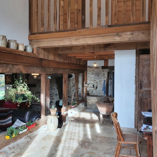  AGENCE DORDOGNE VALLEE : Maison / Villa | LE LONZAC (19470) | 205 m2 | 241 500 € 