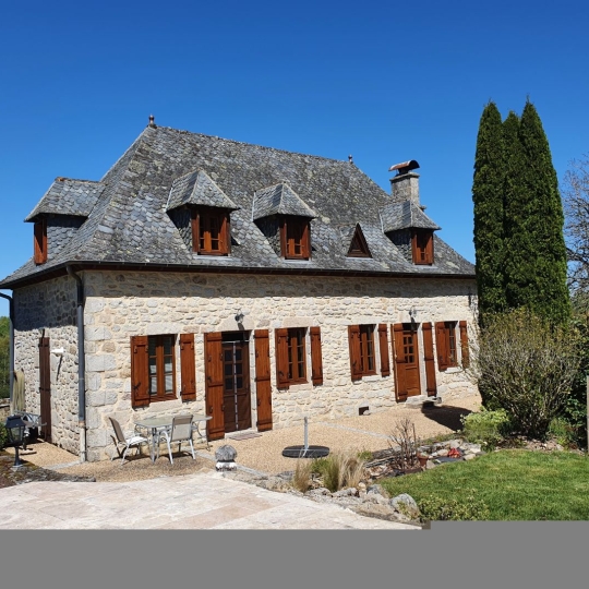  AGENCE DORDOGNE VALLEE : House | AURIAC (19220) | 105 m2 | 245 000 € 