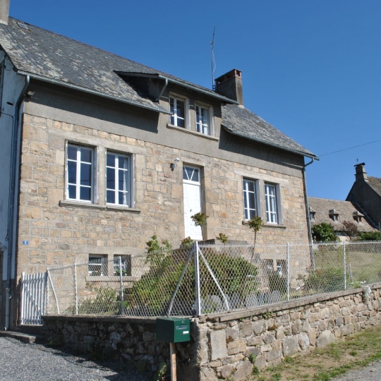 AGENCE DORDOGNE VALLEE : Maison / Villa | SEXCLES (19430) | 189.00m2 | 171 200 € 