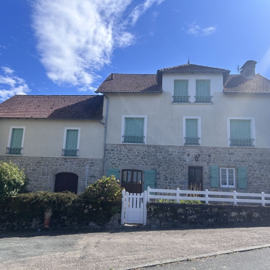  AGENCE DORDOGNE VALLEE : Maison / Villa | GOULLES (19430) | 143 m2 | 118 800 € 