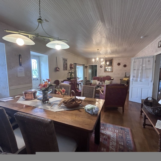 AGENCE DORDOGNE VALLEE : Maison / Villa | GOULLES (19430) | 143 m2 | 118 800 € 