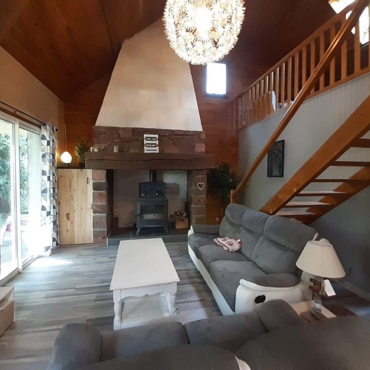  AGENCE DORDOGNE VALLEE : House | MARCILLAC-LA-CROISILLE (19320) | 110 m2 | 210 000 € 