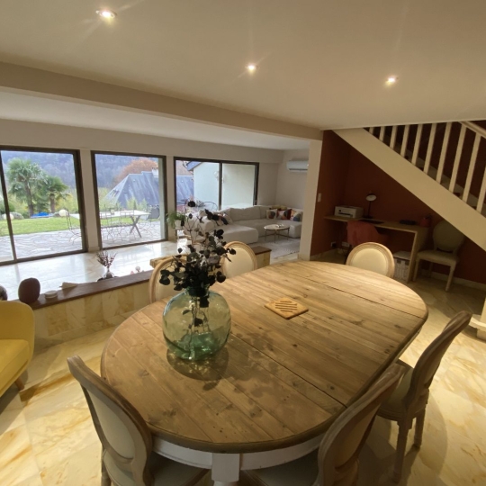  AGENCE DORDOGNE VALLEE : House | ARGENTAT-SUR-DORDOGNE (19400) | 240 m2 | 328 000 € 