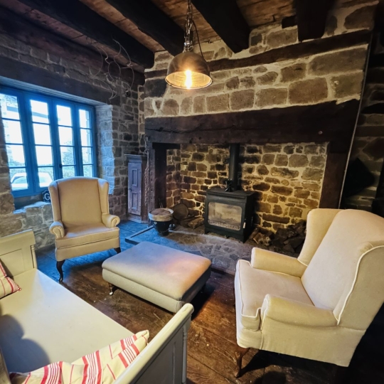  AGENCE DORDOGNE VALLEE : House | PUY-D'ARNAC (19120) | 100 m2 | 171 000 € 