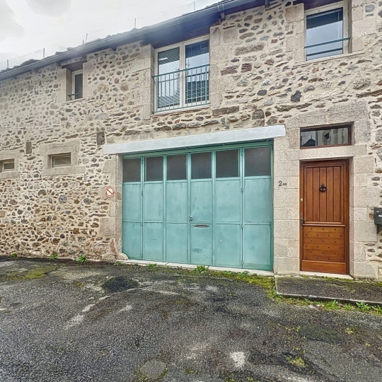  AGENCE DORDOGNE VALLEE : Building | ARGENTAT-SUR-DORDOGNE (19400) | 112 m2 | 141 000 € 