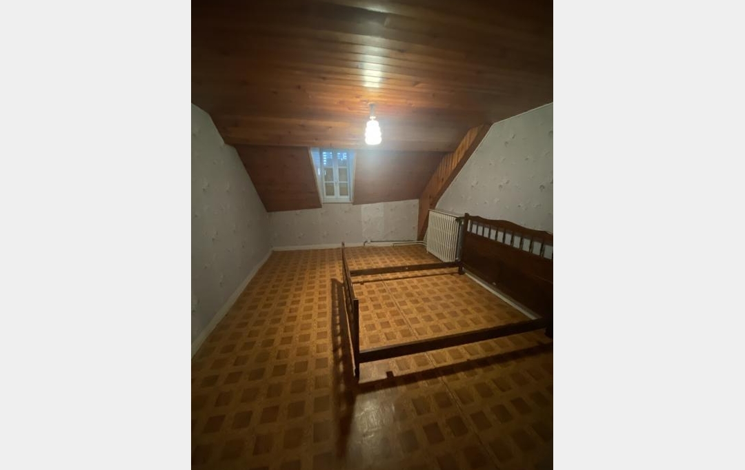 AGENCE DORDOGNE VALLEE : House | ARGENTAT (19400) | 119 m2 | 76 300 € 