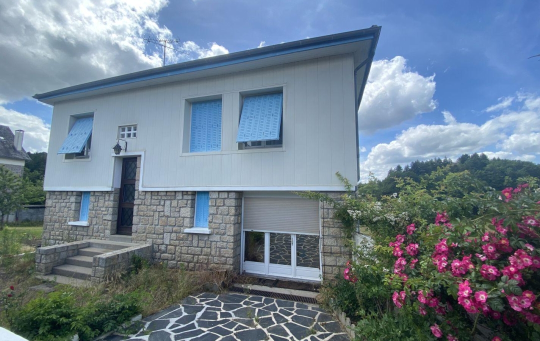 AGENCE DORDOGNE VALLEE : Maison / Villa | SERVIERES-LE-CHATEAU (19220) | 158 m2 | 87 200 € 