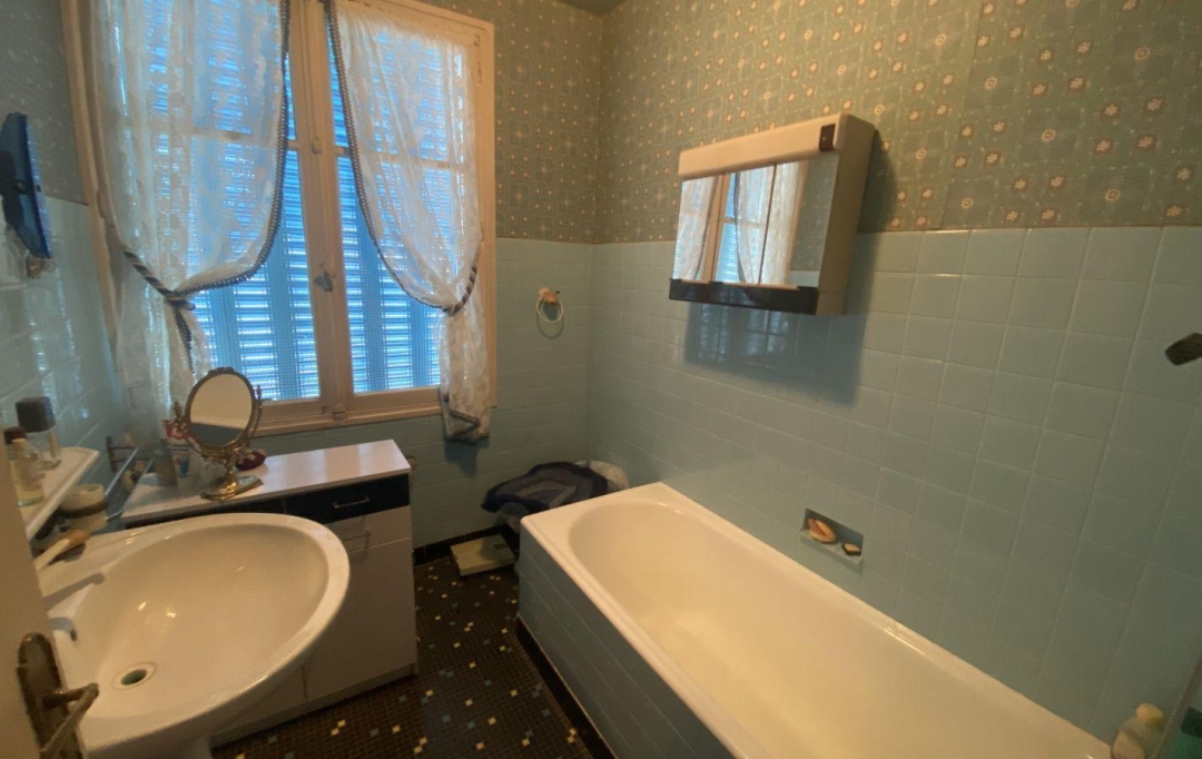 AGENCE DORDOGNE VALLEE : Maison / Villa | SERVIERES-LE-CHATEAU (19220) | 158 m2 | 87 200 € 
