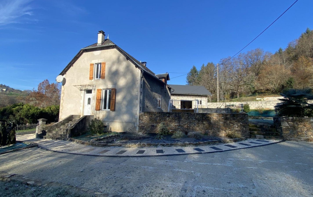 AGENCE DORDOGNE VALLEE : Maison / Villa | FORGES (19380) | 130 m2 | 169 600 € 