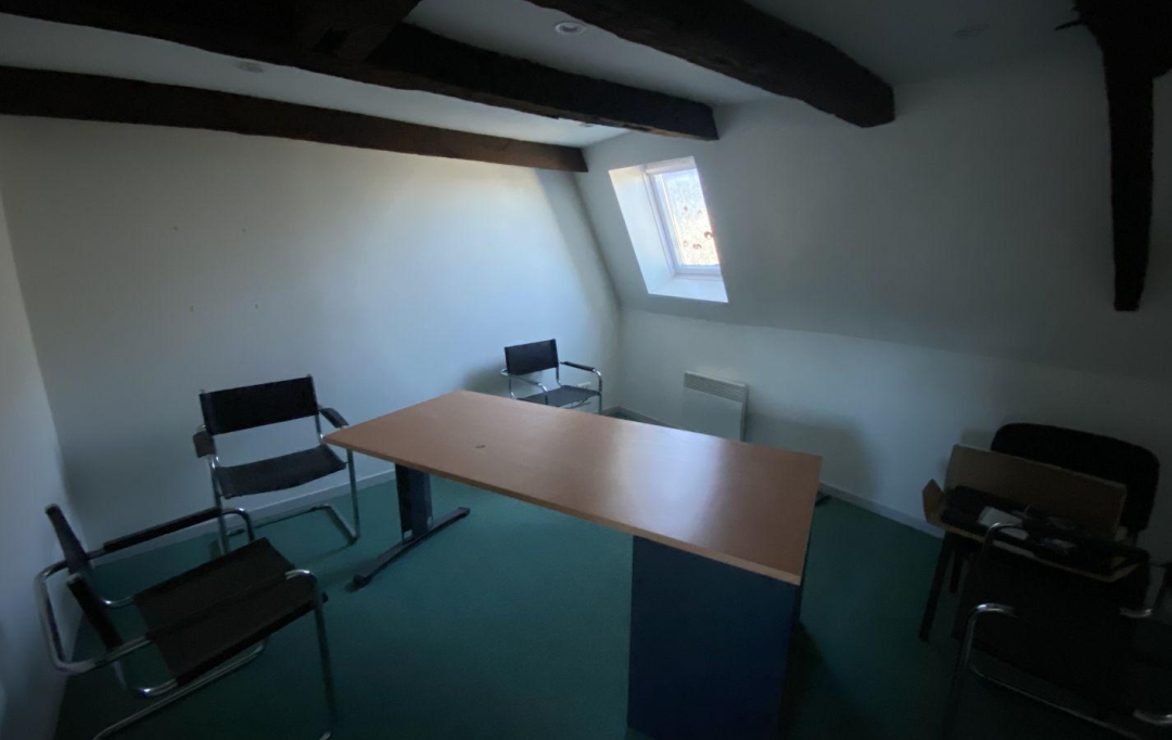 AGENCE DORDOGNE VALLEE : Immeuble | ARGENTAT (19400) | 210 m2 | 97 200 € 