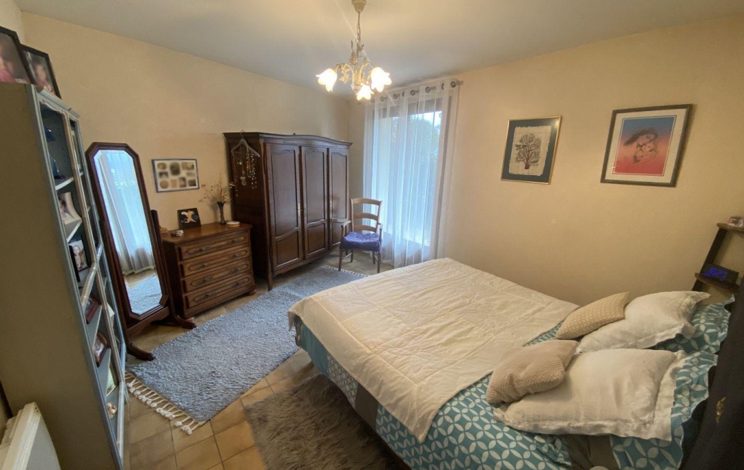 AGENCE DORDOGNE VALLEE : Maison / Villa | ARGENTAT-SUR-DORDOGNE (19400) | 160 m2 | 225 750 € 
