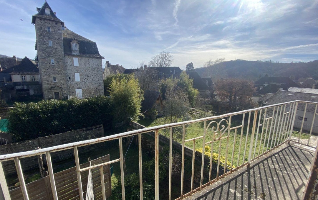 AGENCE DORDOGNE VALLEE : Appartement | ARGENTAT (19400) | 111 m2 | 55 000 € 