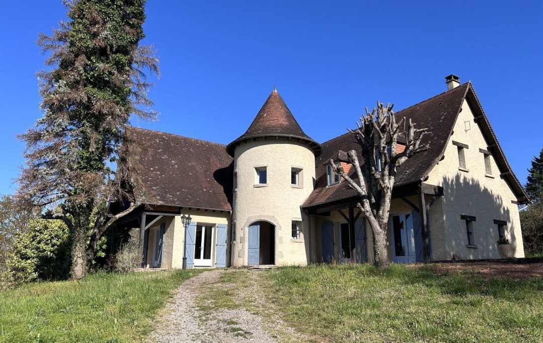 AGENCE DORDOGNE VALLEE : House | GAGNAC-SUR-CERE (46130) | 197 m2 | 257 250 € 