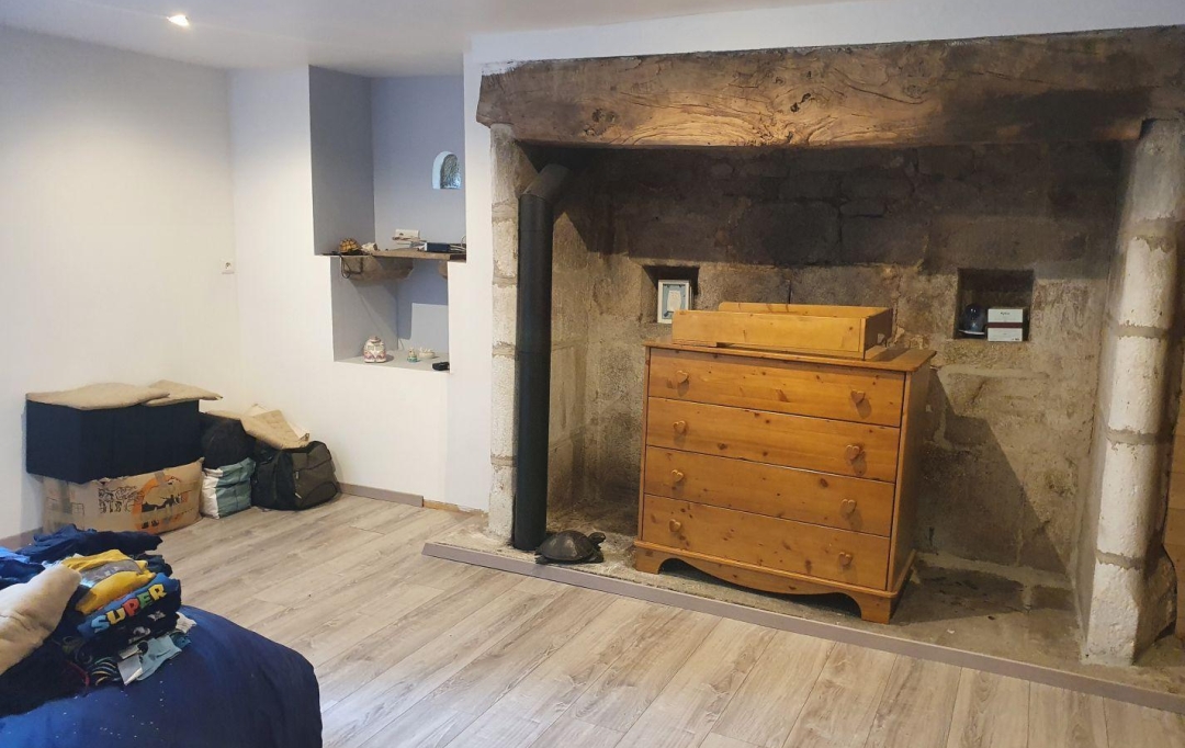 AGENCE DORDOGNE VALLEE : Domaines / Propriétés | SAINT-PRIVAT (19220) | 140 m2 | 283 500 € 