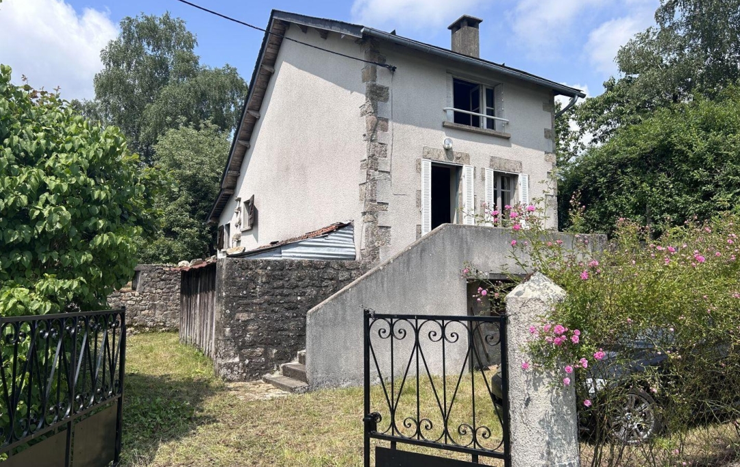 AGENCE DORDOGNE VALLEE : House | SERVIERES-LE-CHATEAU (19220) | 60 m2 | 67 580 € 