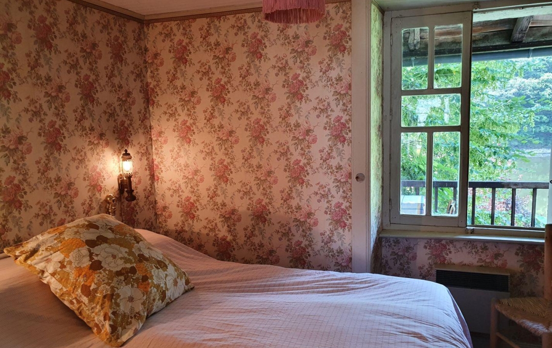 AGENCE DORDOGNE VALLEE : Maison / Villa | SOURSAC (19550) | 65 m2 | 128 400 € 