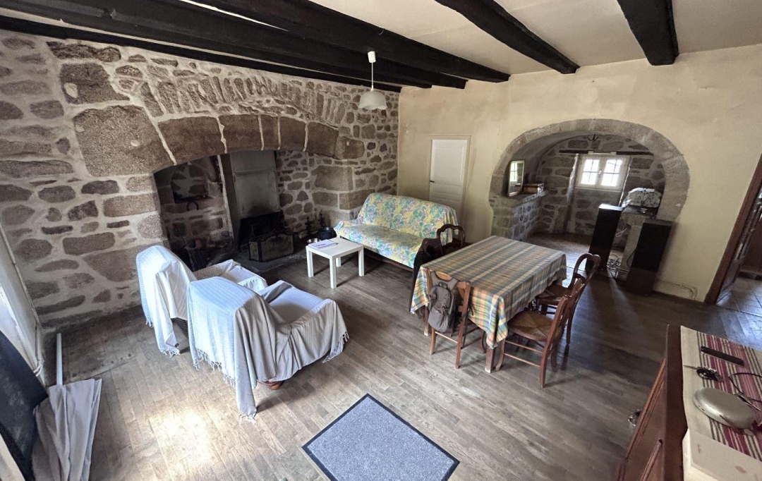 AGENCE DORDOGNE VALLEE : Maison / Villa | AURIAC (19220) | 70 m2 | 97 800 € 