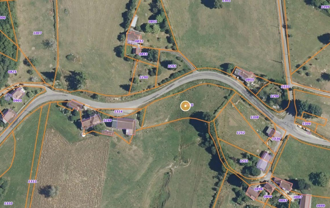 AGENCE DORDOGNE VALLEE : Ground | NEUVILLE (19380) | 2 366 m2 | 18 000 € 