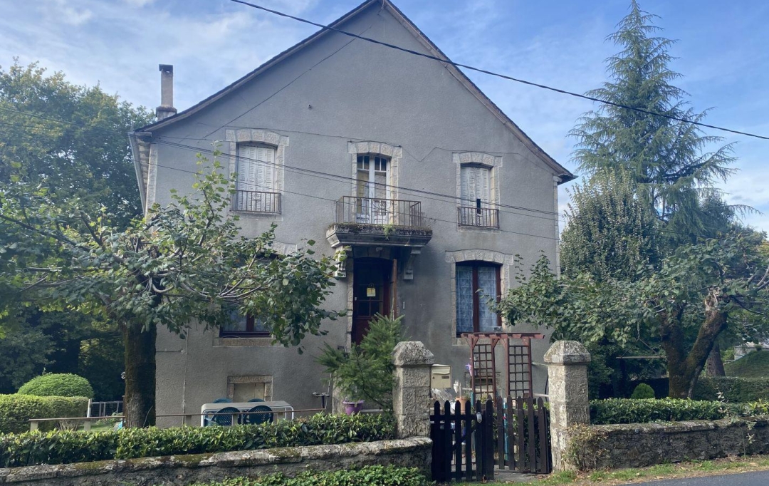 AGENCE DORDOGNE VALLEE : Maison / Villa | SAINT-PRIVAT (19220) | 169 m2 | 141 240 € 