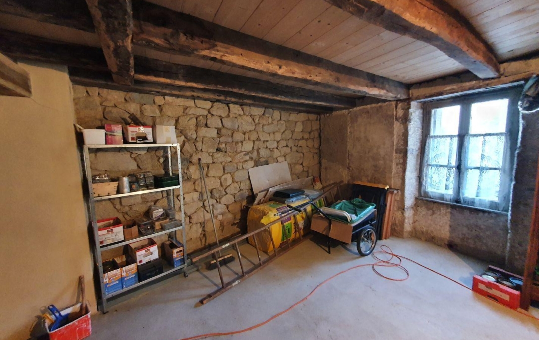 AGENCE DORDOGNE VALLEE : Maison / Villa | LA ROCHE-CANILLAC (19320) | 85 m2 | 36 300 € 