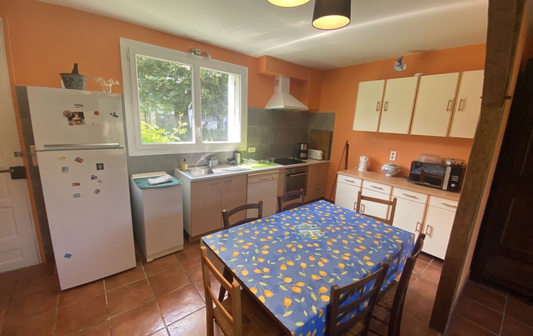 AGENCE DORDOGNE VALLEE : House | ARGENTAT-SUR-DORDOGNE (19400) | 122 m2 | 201 000 € 