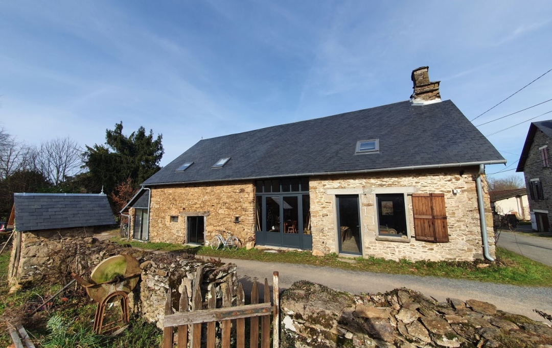 AGENCE DORDOGNE VALLEE : Maison / Villa | LE LONZAC (19470) | 205 m2 | 241 500 € 