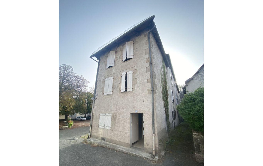 AGENCE DORDOGNE VALLEE : Immeuble | ARGENTAT-SUR-DORDOGNE (19400) | 75 m2 | 67 580 € 