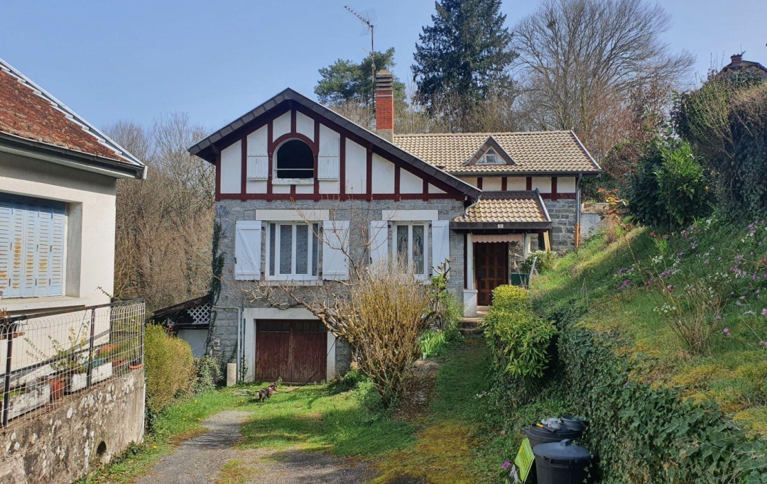AGENCE DORDOGNE VALLEE : House | LAGUENNE (19150) | 110 m2 | 70 850 € 