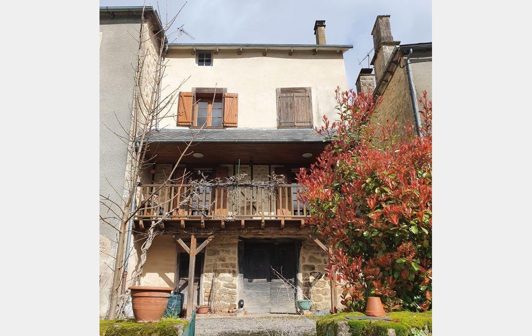 AGENCE DORDOGNE VALLEE : House | LA ROCHE-CANILLAC (19320) | 150 m2 | 113 400 € 
