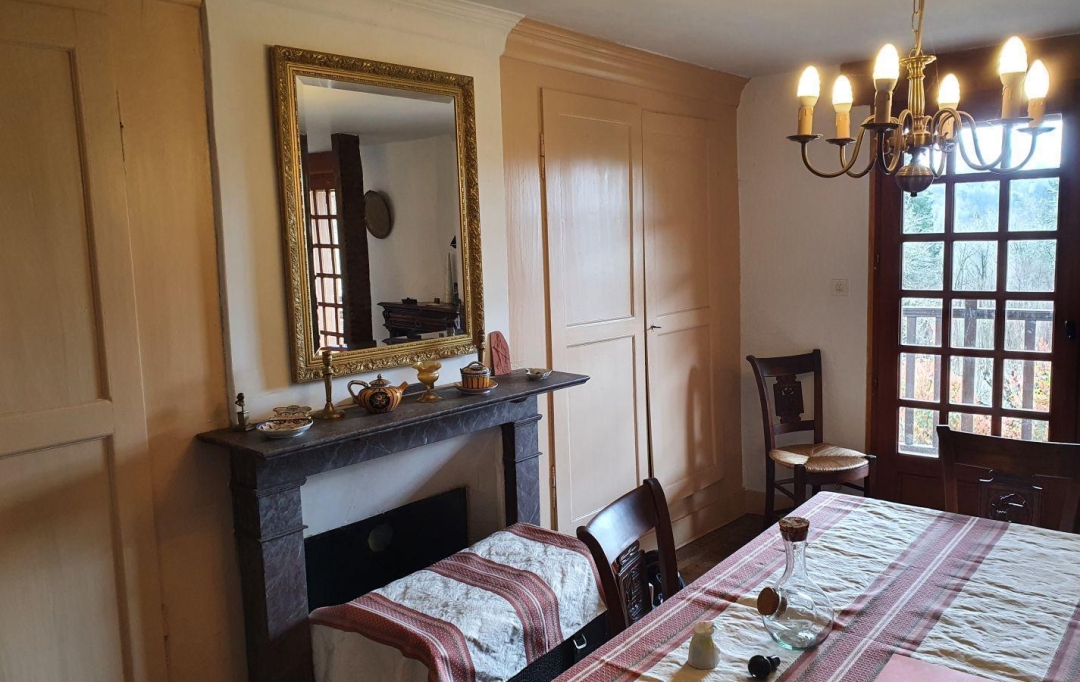 AGENCE DORDOGNE VALLEE : House | LA ROCHE-CANILLAC (19320) | 150 m2 | 113 400 € 