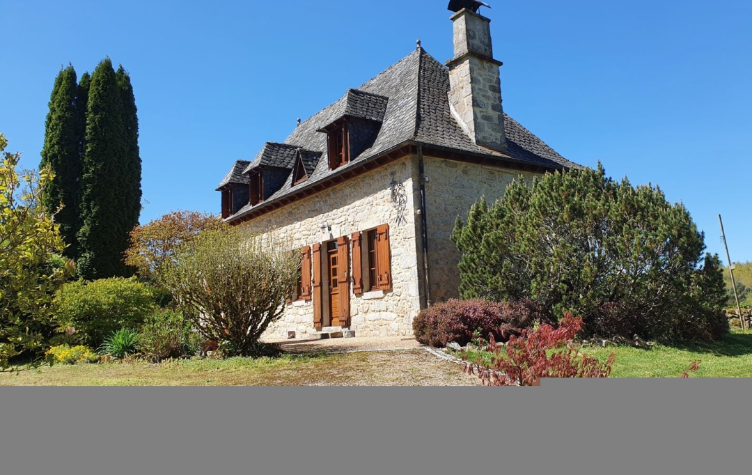 AGENCE DORDOGNE VALLEE : House | AURIAC (19220) | 105 m2 | 245 000 € 
