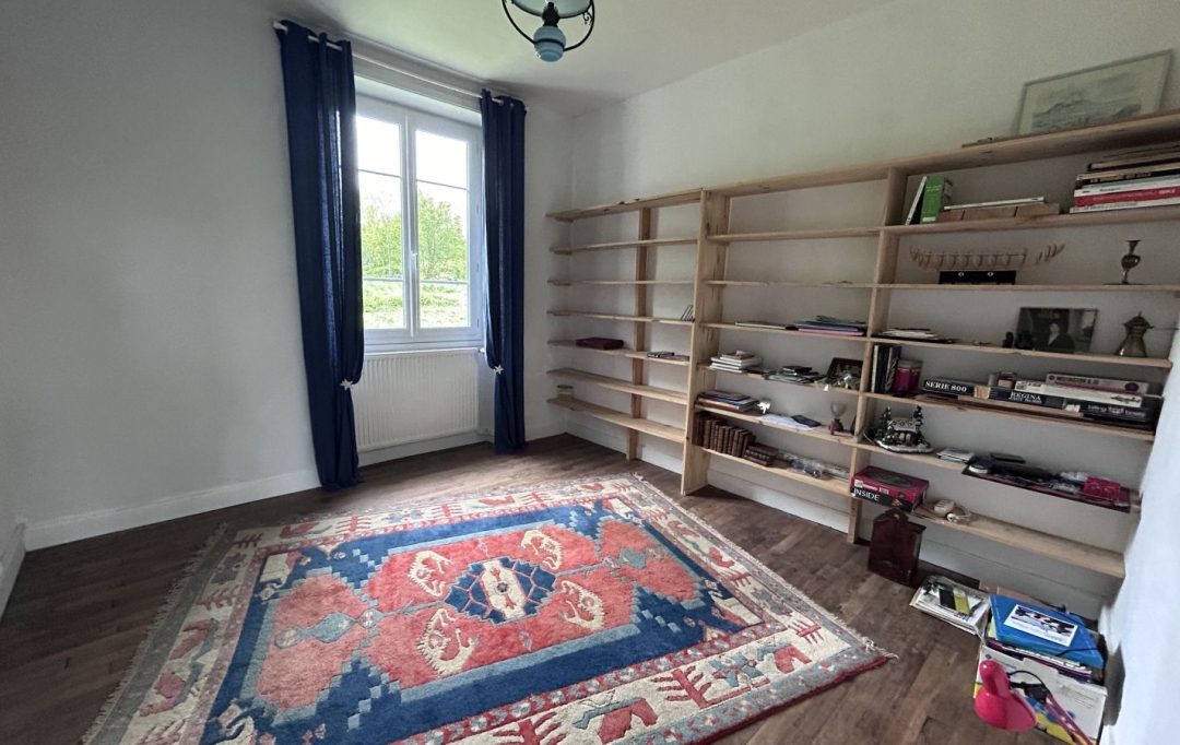AGENCE DORDOGNE VALLEE : House | SEXCLES (19430) | 189 m2 | 171 200 € 