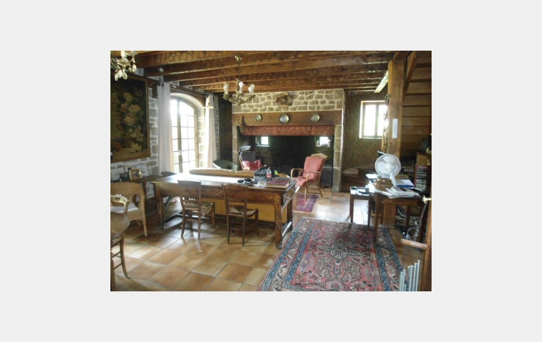 AGENCE DORDOGNE VALLEE : Maison / Villa | VITRAC-SUR-MONTANE (19800) | 167 m2 | 196 100 € 