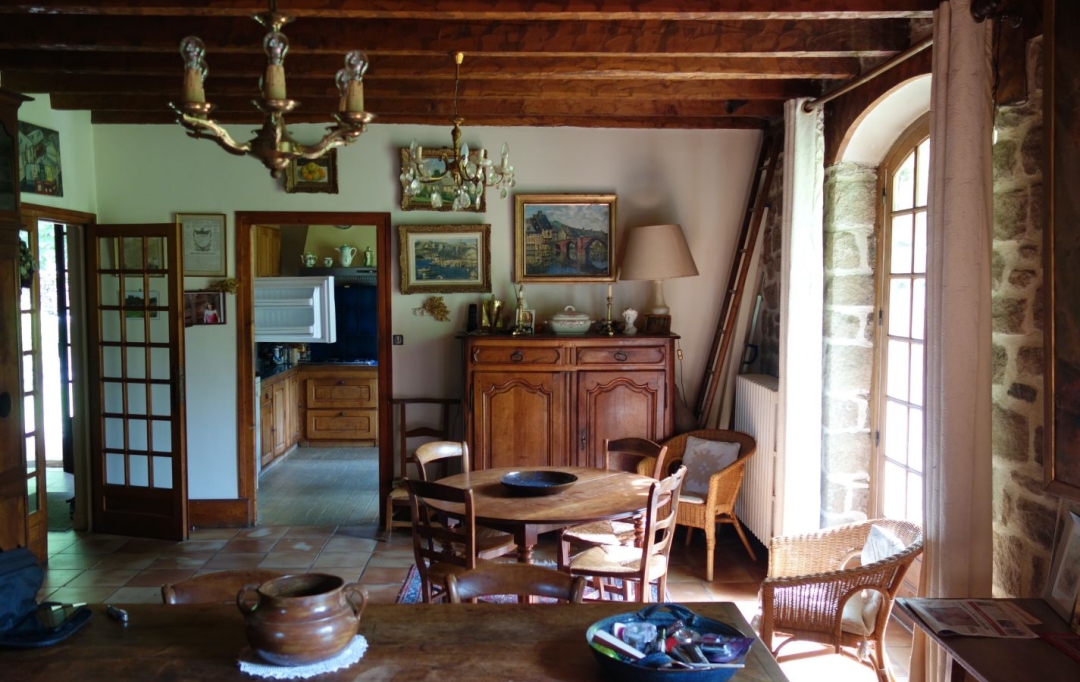 AGENCE DORDOGNE VALLEE : Maison / Villa | VITRAC-SUR-MONTANE (19800) | 167 m2 | 196 100 € 