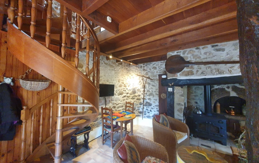 AGENCE DORDOGNE VALLEE : Maison / Villa | SAINT-CIRGUES-LA-LOUTRE (19220) | 55 m2 | 73 000 € 
