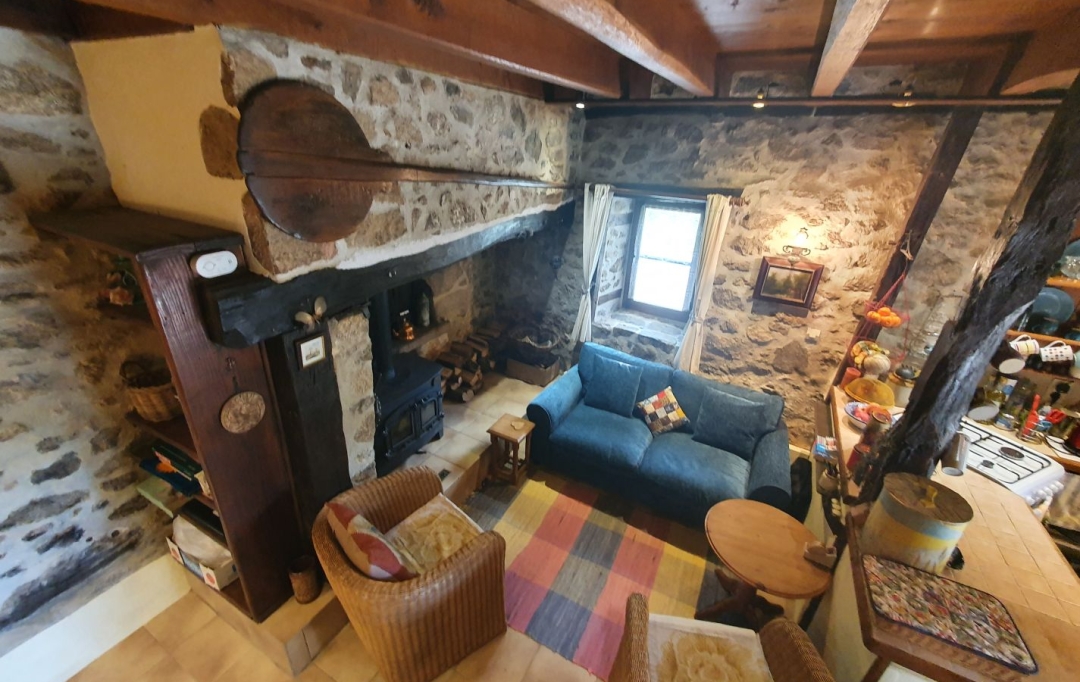 AGENCE DORDOGNE VALLEE : Maison / Villa | SAINT-CIRGUES-LA-LOUTRE (19220) | 55 m2 | 73 000 € 