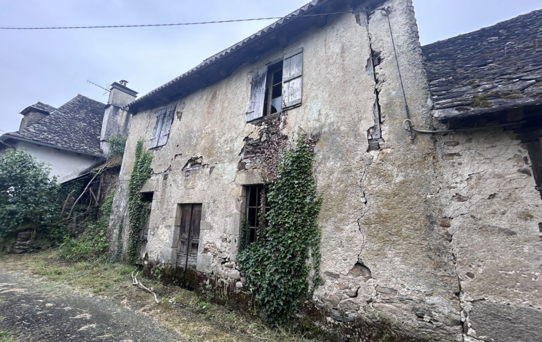 AGENCE DORDOGNE VALLEE : House | ARGENTAT-SUR-DORDOGNE (19400) | 60 m2 | 13 000 € 