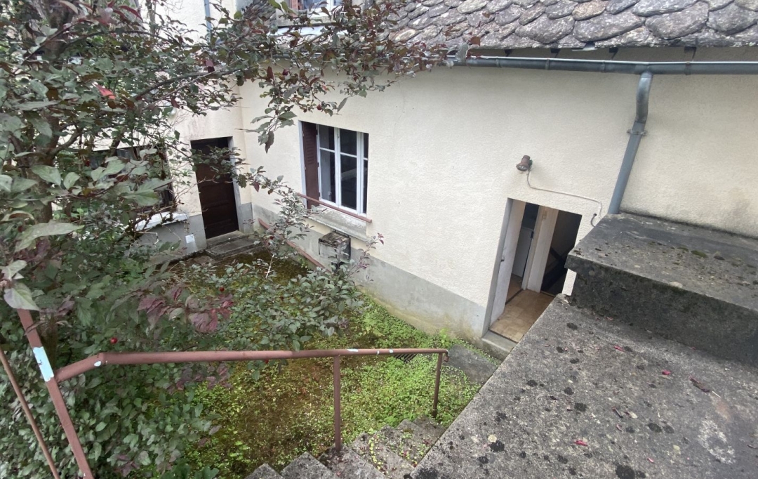 AGENCE DORDOGNE VALLEE : Maison / Villa | SAINT-MARTIN-LA-MEANNE (19320) | 207 m2 | 91 800 € 