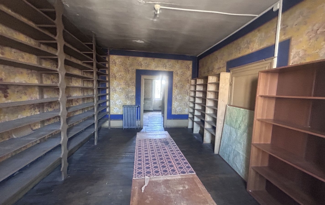 AGENCE DORDOGNE VALLEE : Immeuble | ARGENTAT-SUR-DORDOGNE (19400) | 250 m2 | 79 000 € 