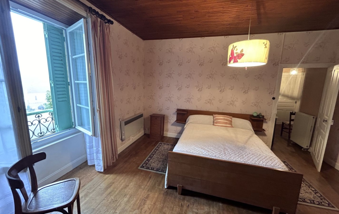 AGENCE DORDOGNE VALLEE : Maison / Villa | GOULLES (19430) | 143 m2 | 118 800 € 