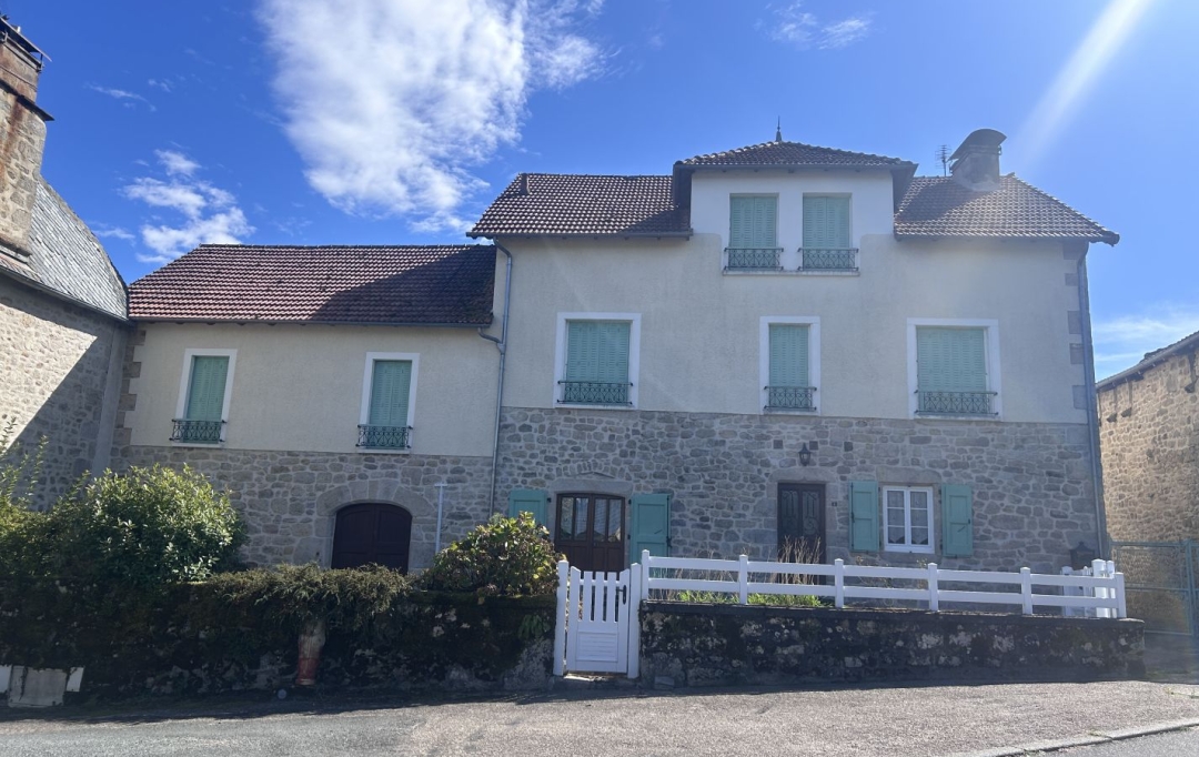 AGENCE DORDOGNE VALLEE : Maison / Villa | GOULLES (19430) | 143 m2 | 118 800 € 