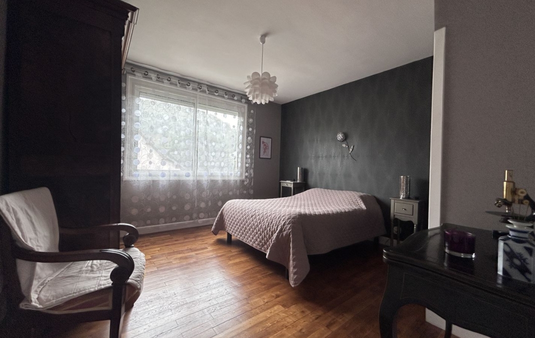 AGENCE DORDOGNE VALLEE : House | ARGENTAT-SUR-DORDOGNE (19400) | 200 m2 | 274 900 € 