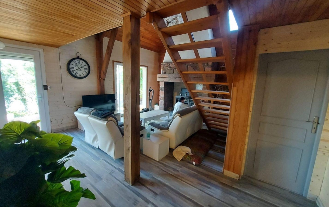 AGENCE DORDOGNE VALLEE : House | MARCILLAC-LA-CROISILLE (19320) | 110 m2 | 210 000 € 