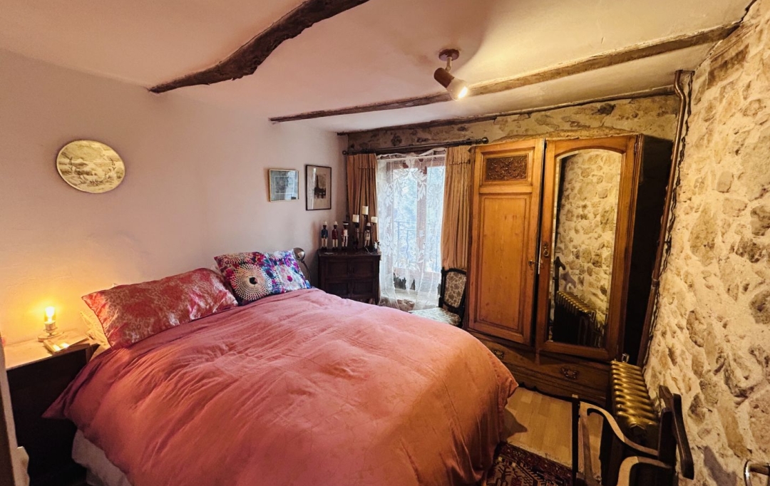 AGENCE DORDOGNE VALLEE : House | LOSTANGES (19500) | 176 m2 | 229 500 € 