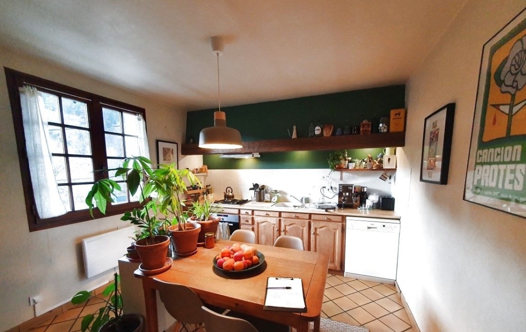 AGENCE DORDOGNE VALLEE : House | ARGENTAT-SUR-DORDOGNE (19400) | 131 m2 | 171 000 € 